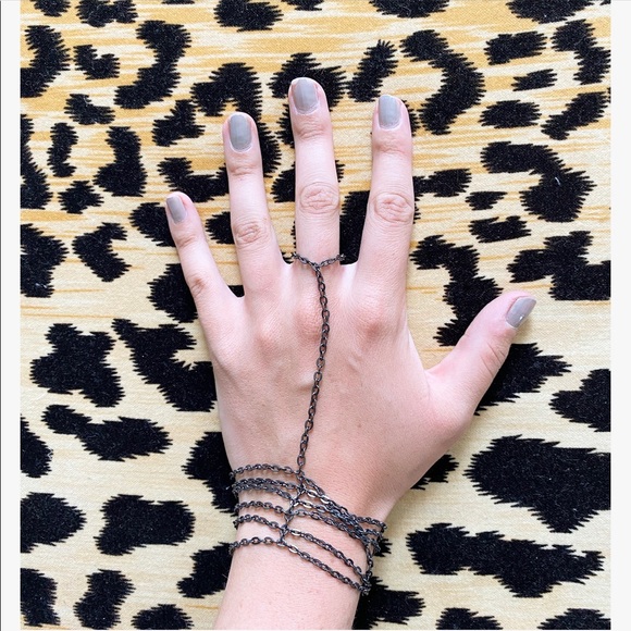 Urban Outfitters Jewelry - URBAN OUTFITTERS Hand Link Bracelet